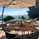 Hébergement de vacances Casa Raphael *